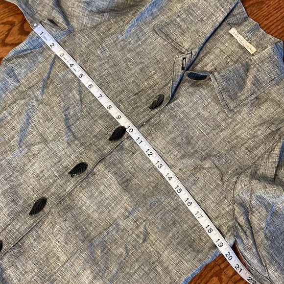 Women’s 100% linen shirt Heather like gray black UNIQUE LEAF BUTTON down size S - Picture 7 of 13